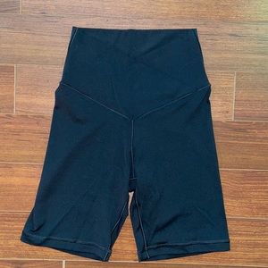 Aerie OFFLINE REAL ME CROSSOVER 7" BIKE SHORT
